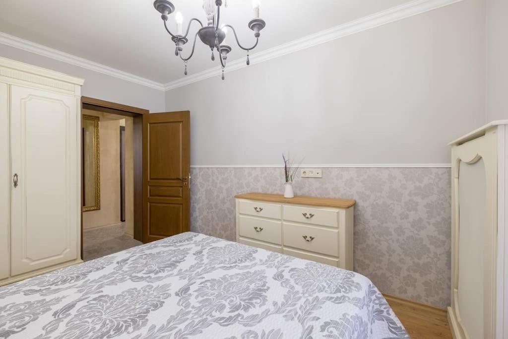 Apartament The Ego House At Vitoshka Street Sofia