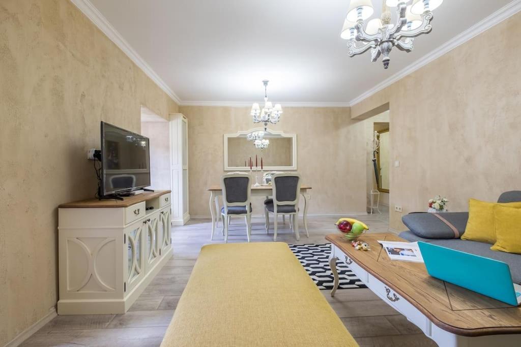 The Ego House At Vitoshka Street Apartment *