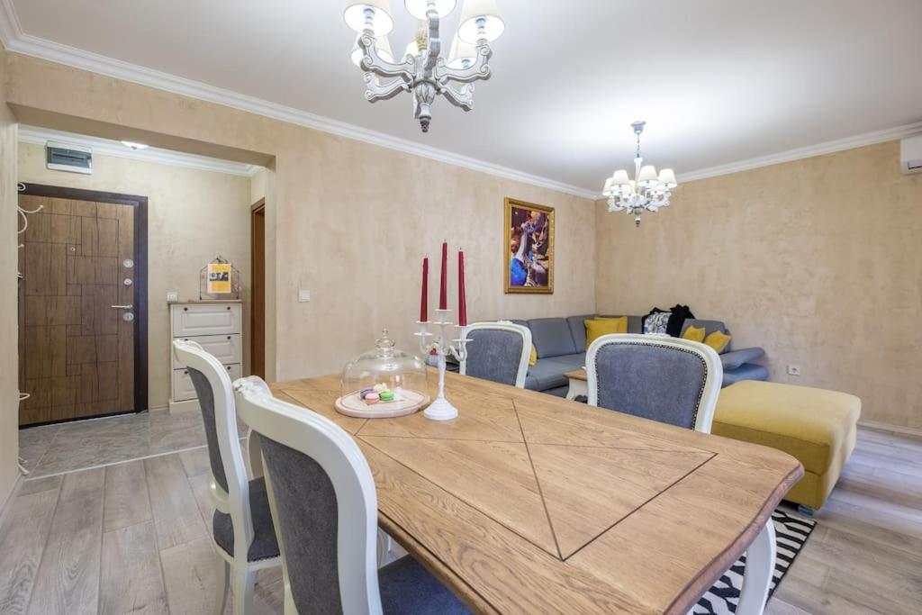 Apartment The Ego House At Vitoshka Street Sofia